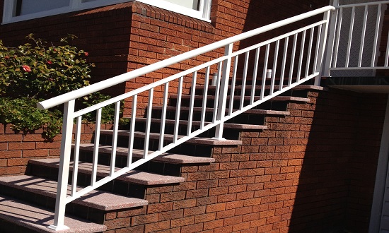 Steel balustrade for stairs